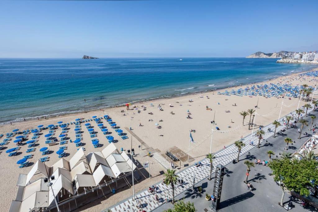 Levante Beach Front Of The Sea Estacha Benidorm Eksteriør bilde
